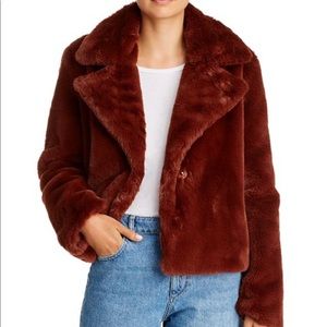 Frame Oversized-Lapel Faux Fur Jacket xs